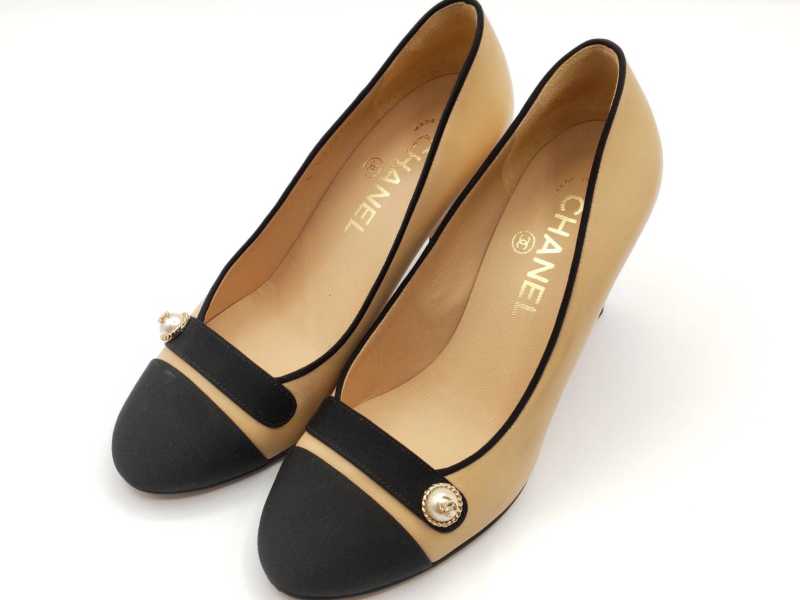 シャネル買取 パンプス